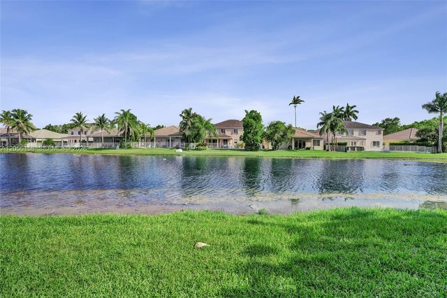 1216 Chinaberry Drive, Weston, FL 33327