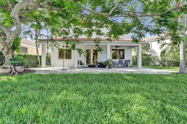 1216 Chinaberry Drive, Weston, FL 33327