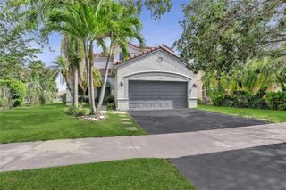 1216 Chinaberry Drive, Weston, FL 33327
