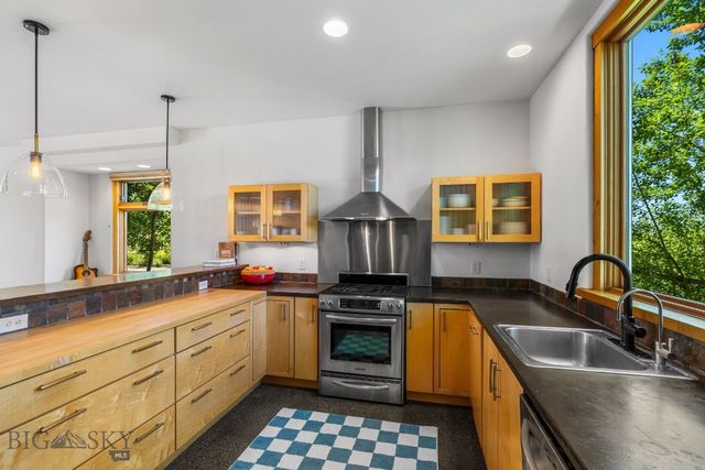 213 Turtle Way, Bozeman, MT 59715