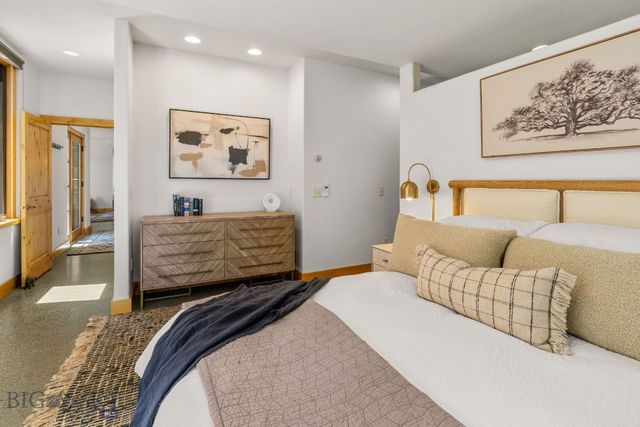213 Turtle Way, Bozeman, MT 59715