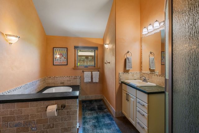 213 Turtle Way, Bozeman, MT 59715