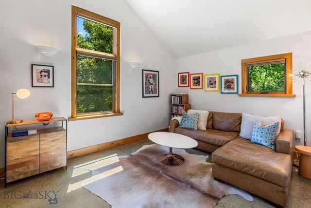 213 Turtle Way, Bozeman, MT 59715