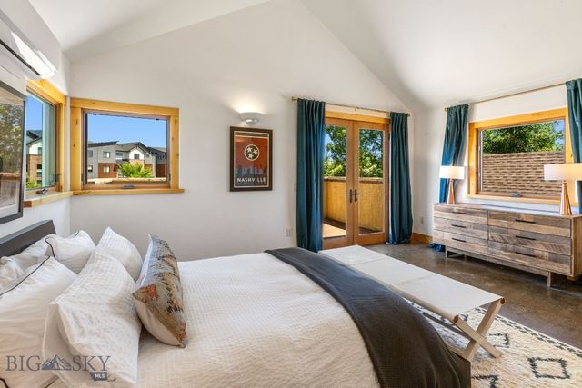 213 Turtle Way, Bozeman, MT 59715