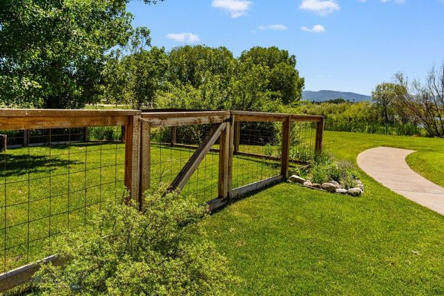 213 Turtle Way, Bozeman, MT 59715