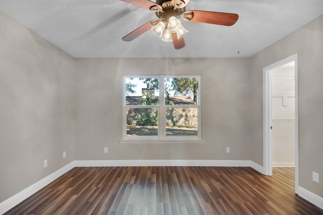 266 Honeysuckle Way, Niceville, FL 32578