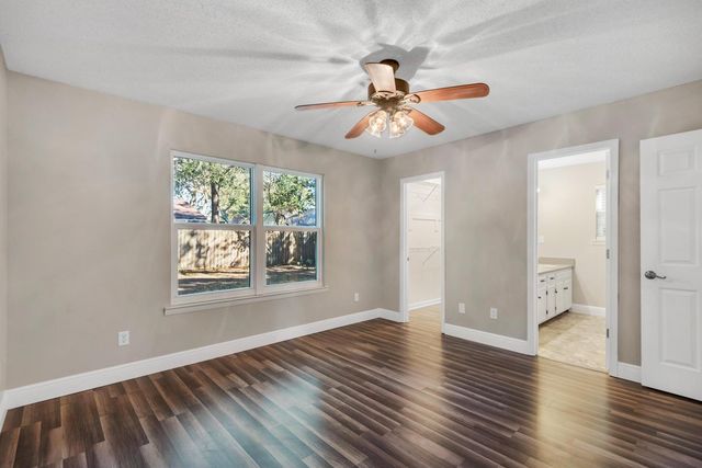 266 Honeysuckle Way, Niceville, FL 32578