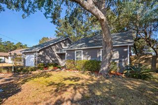 266 Honeysuckle Way, Niceville, FL 32578