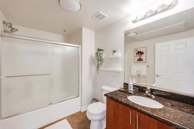 1465 C St 3310, San Diego, CA 92101