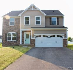3 Naylor Circle, Van Buren, NY 13027