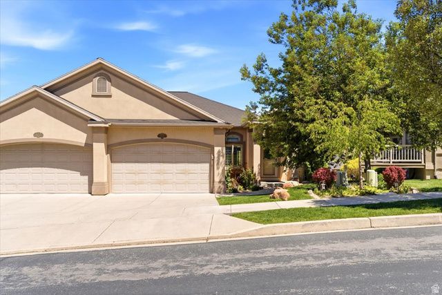 679 EDGEWOOD DR, North Salt Lake, UT 84054