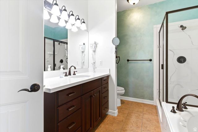 679 EDGEWOOD DR, North Salt Lake, UT 84054