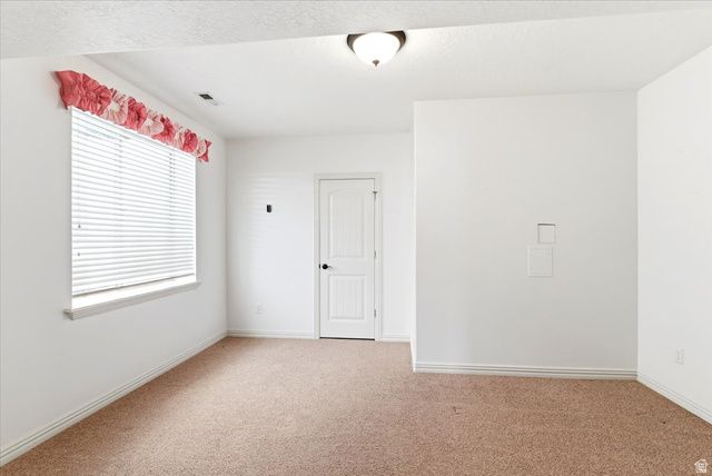 679 EDGEWOOD DR, North Salt Lake, UT 84054