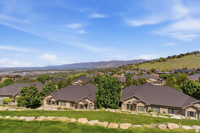 679 EDGEWOOD DR, North Salt Lake, UT 84054