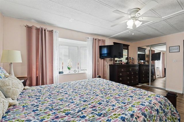 3902 JULIE DRIVE, Wesley Chapel, FL 33543