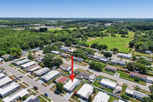 3902 JULIE DRIVE, Wesley Chapel, FL 33543