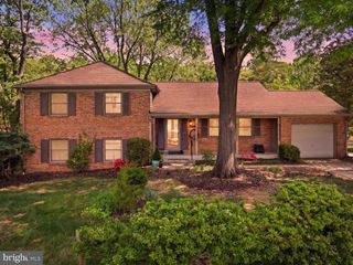 6109 TAMMY DR, Alexandria, VA 22310
