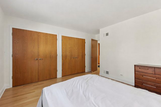 3623 Pebble Beach Road, Northbrook, IL 60062