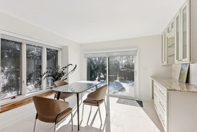 3623 Pebble Beach Road, Northbrook, IL 60062