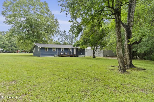 22843 Saucier Fairley Road, Saucier, MS 39574