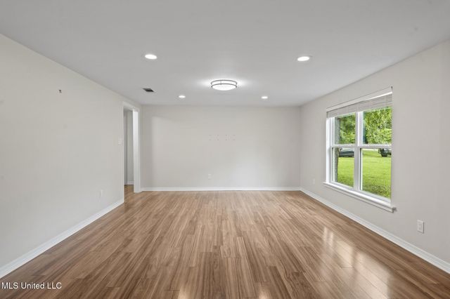 22843 Saucier Fairley Road, Saucier, MS 39574