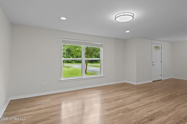22843 Saucier Fairley Road, Saucier, MS 39574