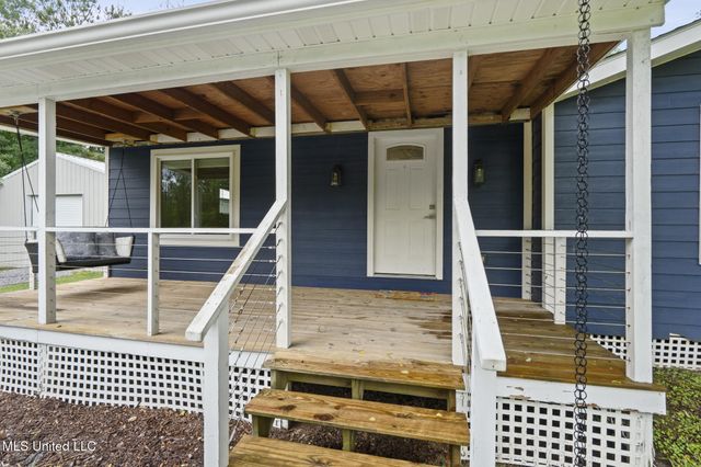 22843 Saucier Fairley Road, Saucier, MS 39574