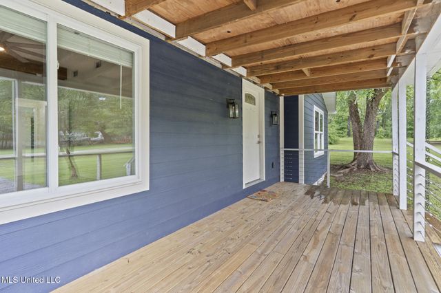 22843 Saucier Fairley Road, Saucier, MS 39574