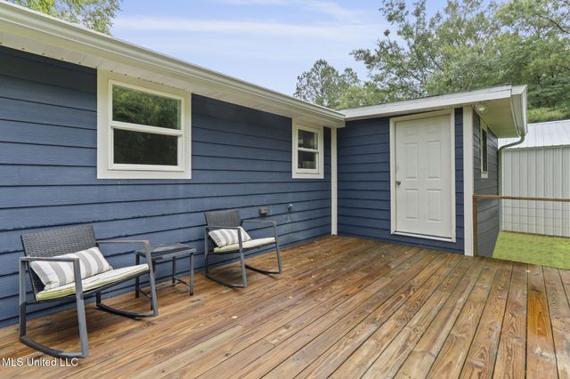 22843 Saucier Fairley Road, Saucier, MS 39574