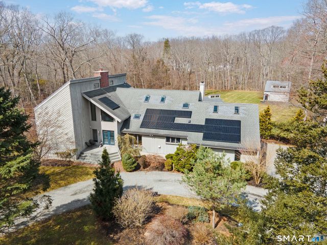 14 Fox Ridge, Guilford, CT 06437