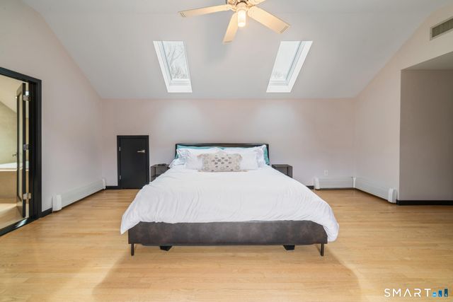 14 Fox Ridge, Guilford, CT 06437