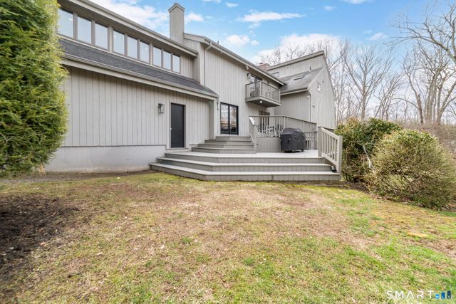 14 Fox Ridge, Guilford, CT 06437