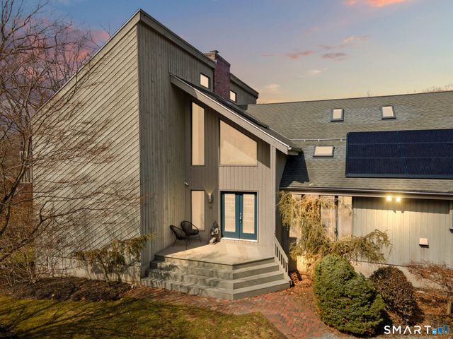 14 Fox Ridge, Guilford, CT 06437