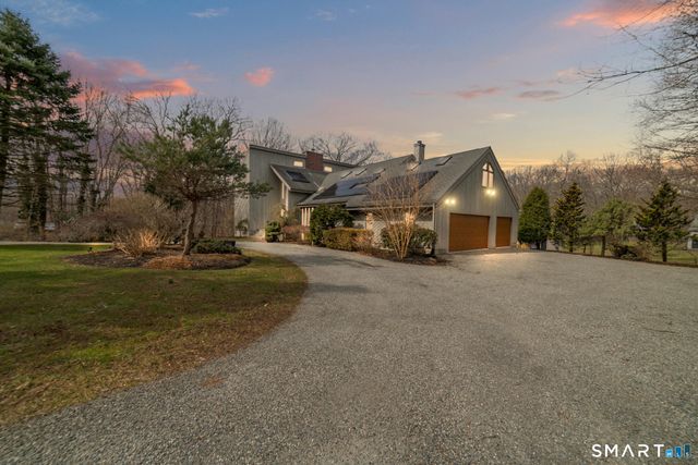 14 Fox Ridge, Guilford, CT 06437