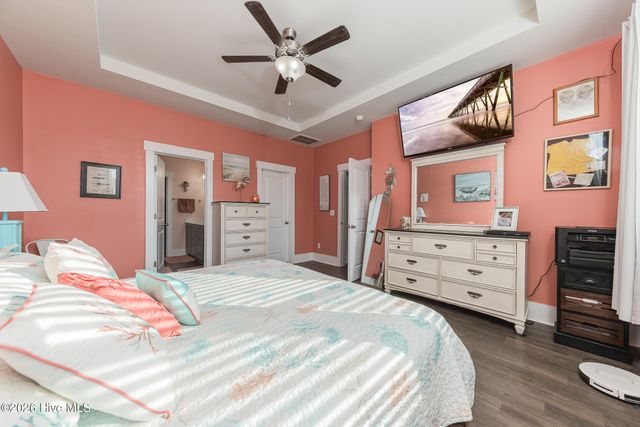 209 Edgewater Way, Holly Ridge, NC 28445