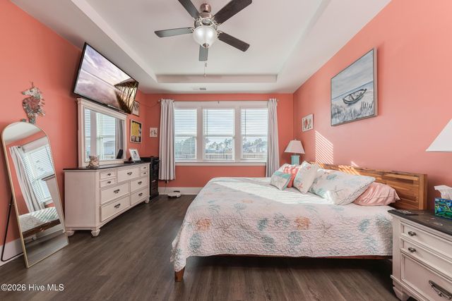 209 Edgewater Way, Holly Ridge, NC 28445