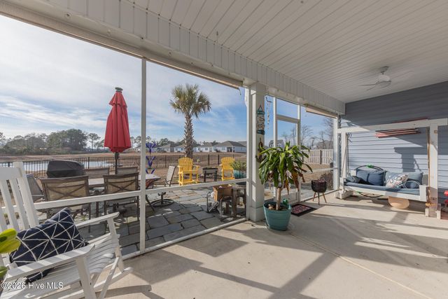 209 Edgewater Way, Holly Ridge, NC 28445