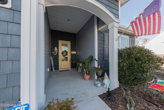 209 Edgewater Way, Holly Ridge, NC 28445