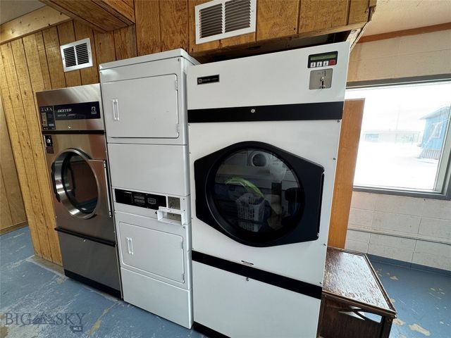 513 E Legion Avenue, Whitehall, MT 59759