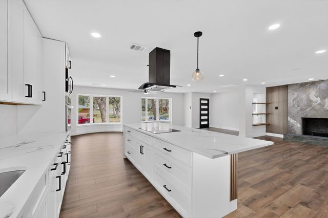 3535 Holliday Road, Dallas, TX 75224