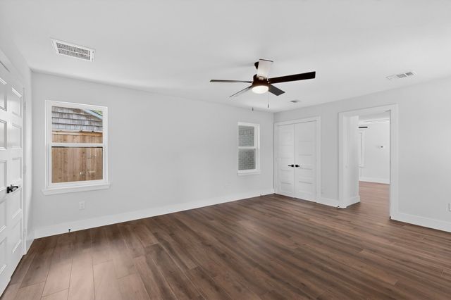 3535 Holliday Road, Dallas, TX 75224