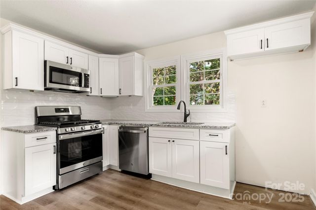 314 S Holland Street, Dallas, NC 28034