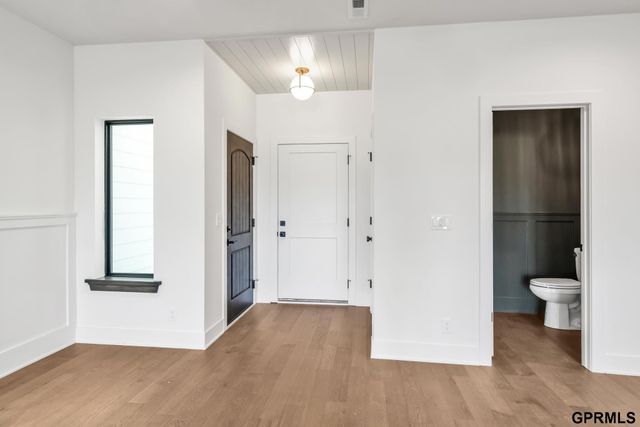 18108 Cooper Street, Gretna, NE 68028