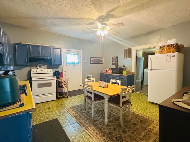 137 Rice Lane, Stanford, KY 40484