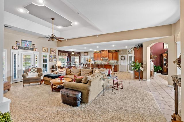 15303 Orange Blossom Rd, Oakdale, CA 95361