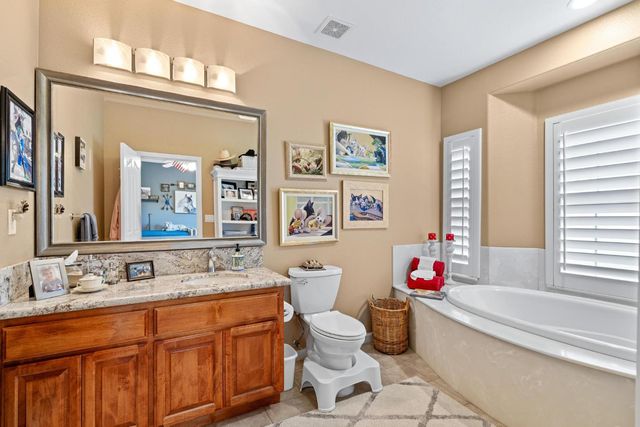 15303 Orange Blossom Rd, Oakdale, CA 95361