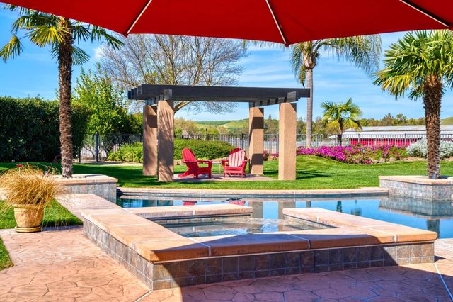 15303 Orange Blossom Rd, Oakdale, CA 95361