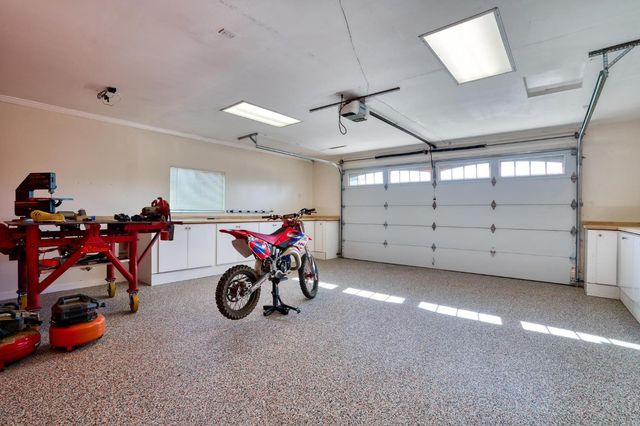 15303 Orange Blossom Rd, Oakdale, CA 95361