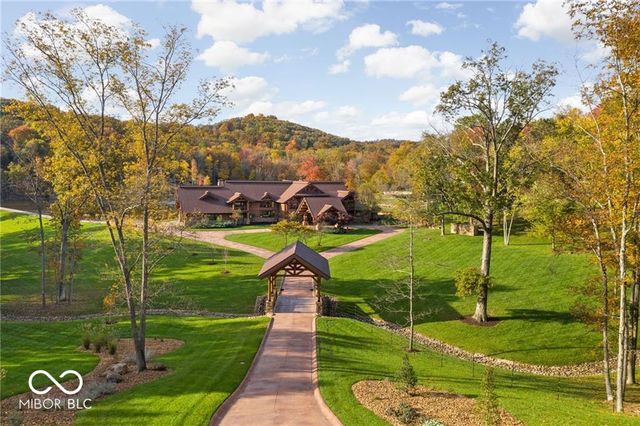 10285 W Youth Camp Road, Columbus, IN 47201