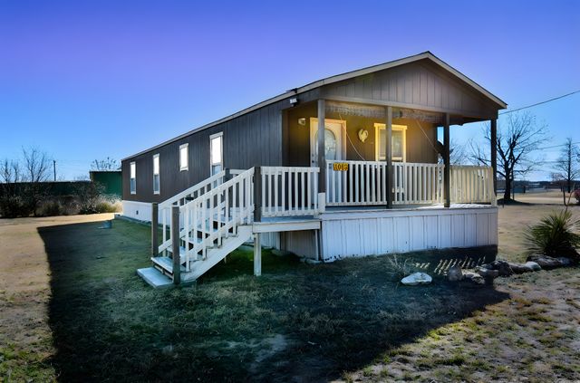 1603 S Oak Street, Brady, TX 76825